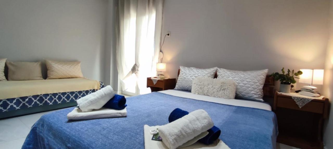 Little Hause Hotel Psakoudia Buitenkant foto