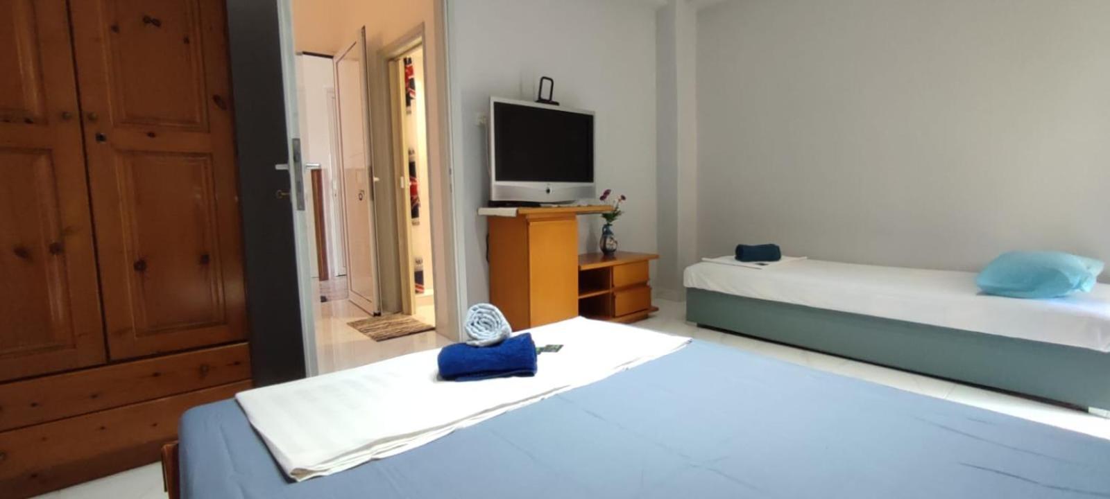 Little Hause Hotel Psakoudia Buitenkant foto