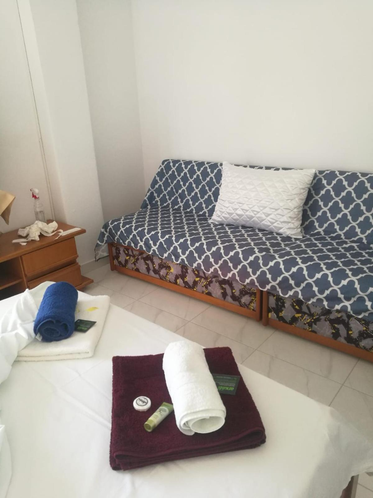 Little Hause Hotel Psakoudia Buitenkant foto