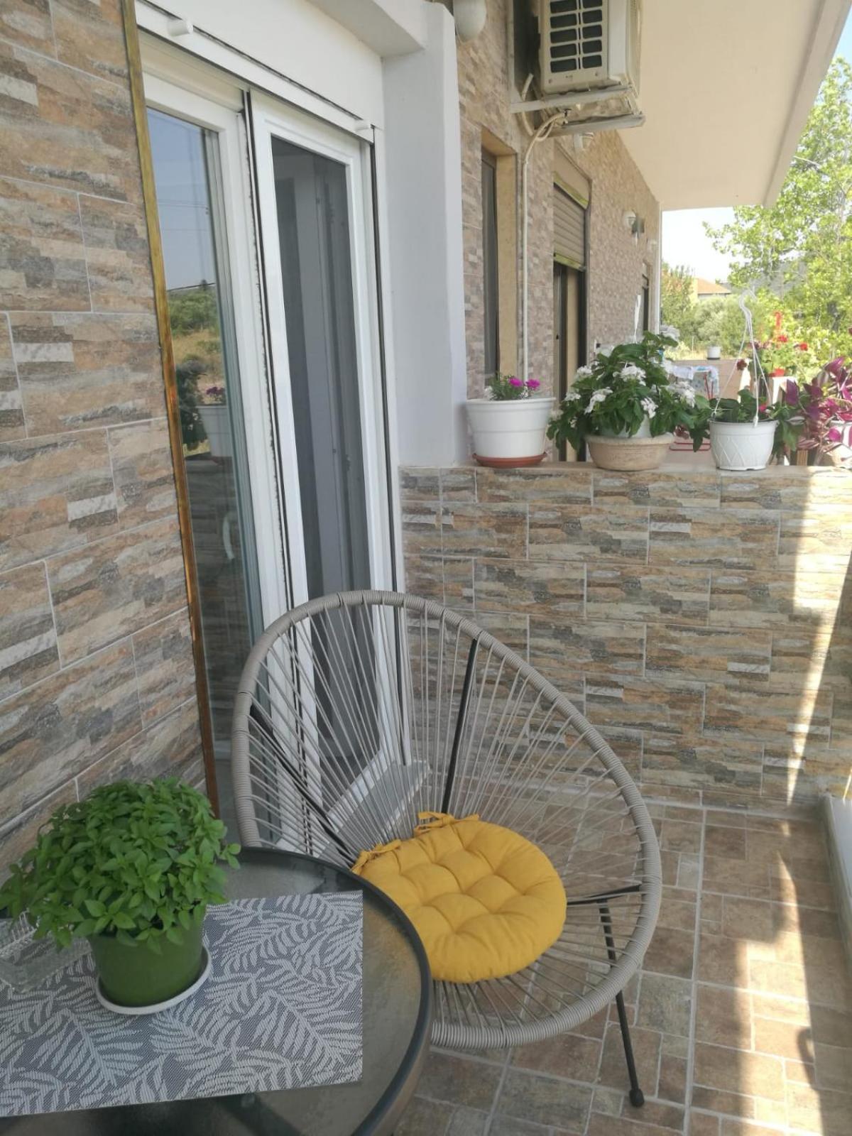 Little Hause Hotel Psakoudia Buitenkant foto